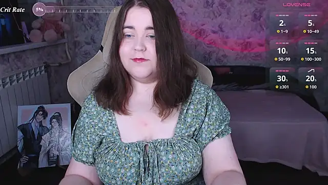 Estelle Hicks online show from July 2026 07:07:01 PM