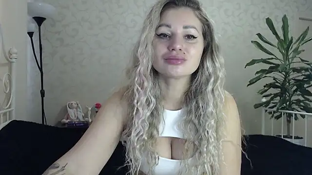 Snapshot of ShyEvaa chatting on September 2025 04:58:02 AM ShyEvaa online show from September 2025 04:58:02 AM