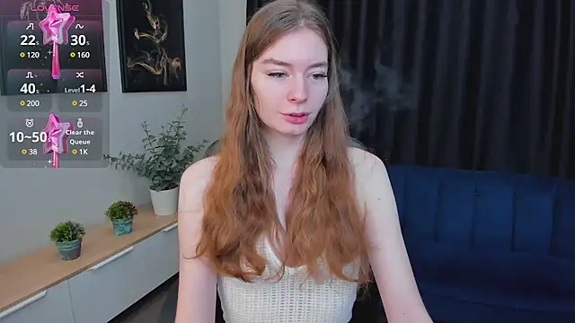 Snapshot of EvaSelin chatting on January 2025 05:08:02 AM EvaSelin online show from January 2025 05:08:02 AM