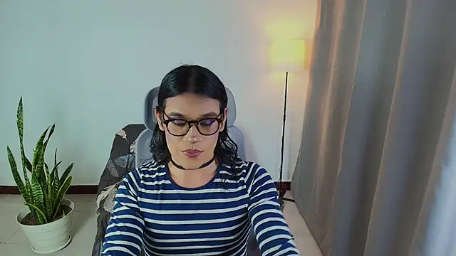 Snapshot of vitta_alfayed chatting on October 2025 11:18:02 PM vitta alfayed online show from October 2025 11:18:02 PM