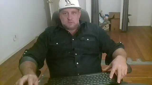 poundyouout69 online show from November 2025 10:11:02 PM