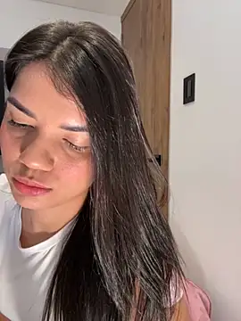 Snapshot of emma_lopes chatting on October 2025 12:16:02 PM emma lopes online show from October 2025 12:16:02 PM