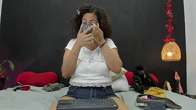 Luna smit08 online show from June 2026 08:55:02 PM