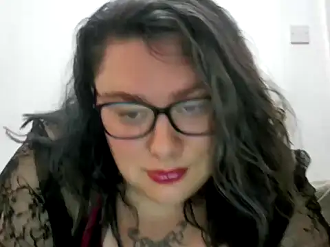 Bustycurves online show from September 2025 09:53:02 PM