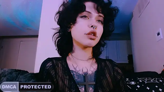 NaughtyLittleFox online show from May 2026 03:23:01 AM