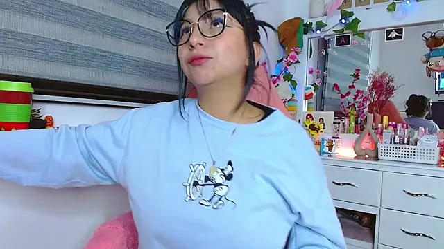 Snapshot of Littlerouse_ chatting on January 2025 01:06:01 AM Littlerouse online show from January 2025 01:06:01 AM