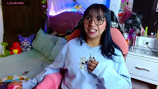 Snapshot of Littlerouse_ chatting on February 2025 10:47:02 PM Littlerouse online show from February 2025 10:47:02 PM