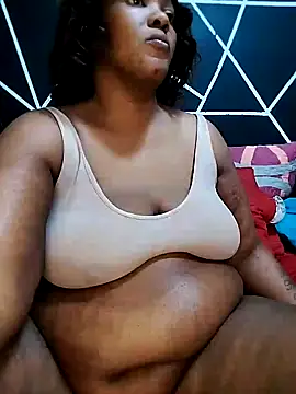 YummyChocolatexx2 online show from June 2026 09:15:01 AM