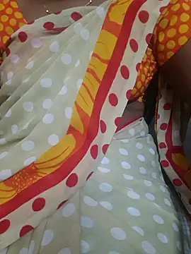 Snapshot of Janavi-janu chatting on November 2025 05:47:02 PM Janavi-janu online show from November 2025 05:47:02 PM