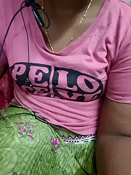 Snapshot of Janavi-janu chatting on November 2025 05:56:02 PM Janavi-janu online show from November 2025 05:56:02 PM