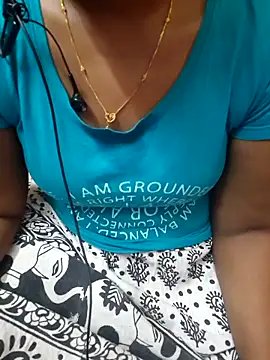 Snapshot of Janavi-janu chatting on November 2025 04:23:01 AM Janavi-janu online show from November 2025 04:23:01 AM