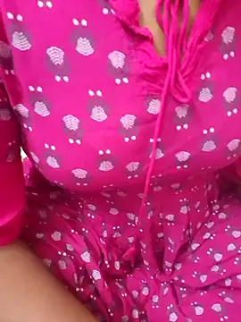 Snapshot of Janavi-janu chatting on November 2025 10:08:02 PM Janavi-janu online show from November 2025 10:08:02 PM