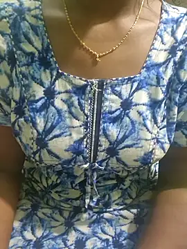 Snapshot of Janavi-janu chatting on November 2025 06:45:01 PM Janavi-janu online show from November 2025 06:45:01 PM