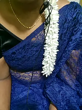 Snapshot of Janavi-janu chatting on November 2025 03:01:01 PM Janavi-janu online show from November 2025 03:01:01 PM