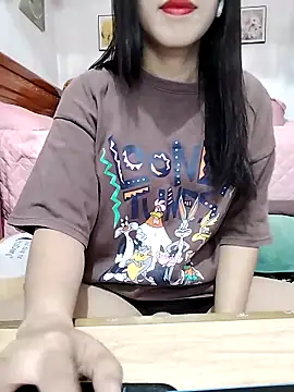 cream1299 online show from October 2025 01:31:02 AM