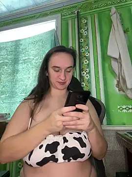 Snapshot of haryachalysa chatting on January 2025 08:04:01 AM haryachalysa online show from January 2025 08:04:01 AM