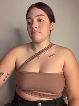 Chloee Evans1 online show from January 2025 01:15:01 AM