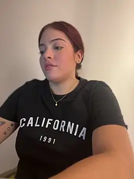 Chloee Evans1 online show from February 2025 01:13:01 AM