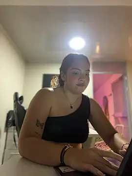Chloee Evans1 online show from February 2025 01:15:02 AM