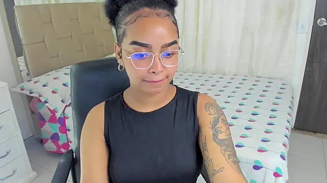 gretell evans online show from December 2024 10:08:02 PM