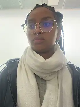 gretell evans online show from April 2026 06:55:02 PM