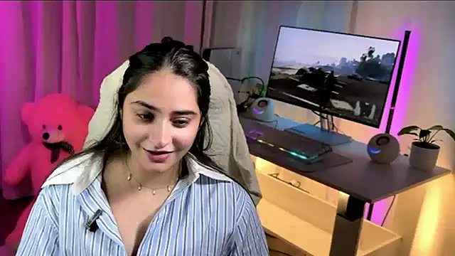 Snapshot of demieliss chatting on February 2026 05:08:01 PM demieliss online show from February 2026 05:08:01 PM