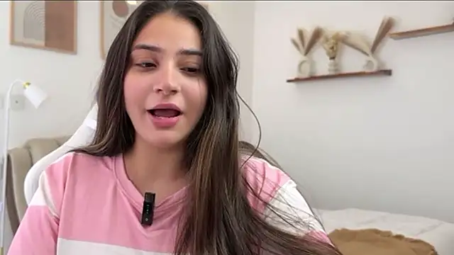 Snapshot of demieliss chatting on March 2026 07:09:02 AM demieliss online show from March 2026 07:09:02 AM