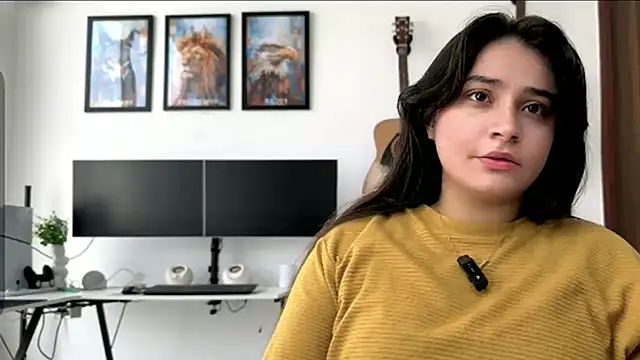 Snapshot of demieliss chatting on May 2026 08:32:01 AM demieliss online show from May 2026 08:32:01 AM