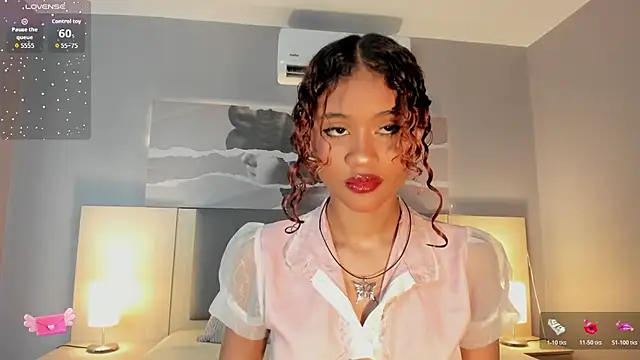 Aprillbrunette online show from December 2025 02:43:02 AM