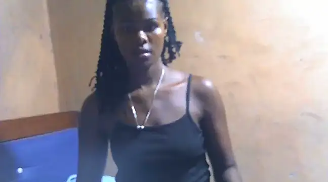 Snapshot of sexy_carolyne chatting on February 2025 01:51:02 PM sexy carolyne online show from February 2025 01:51:02 PM