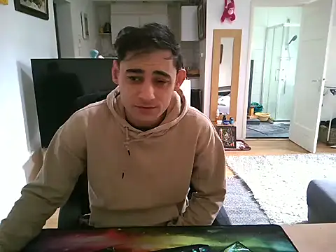 Snapshot of mihaimichael chatting on March 2025 12:46:01 PM mihaimichael online show from March 2025 12:46:01 PM