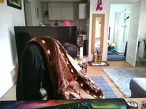 Snapshot of mihaimichael chatting on March 2025 10:39:02 AM mihaimichael online show from March 2025 10:39:02 AM