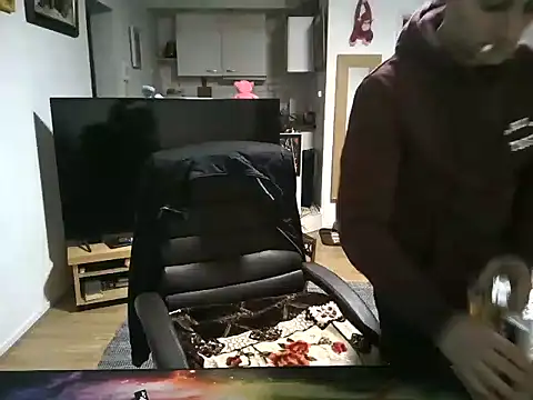 Snapshot of mihaimichael chatting on March 2025 11:11:02 PM mihaimichael online show from March 2025 11:11:02 PM