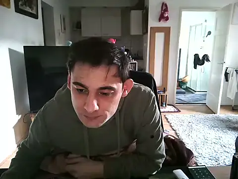 Snapshot of mihaimichael chatting on March 2025 09:44:02 AM mihaimichael online show from March 2025 09:44:02 AM