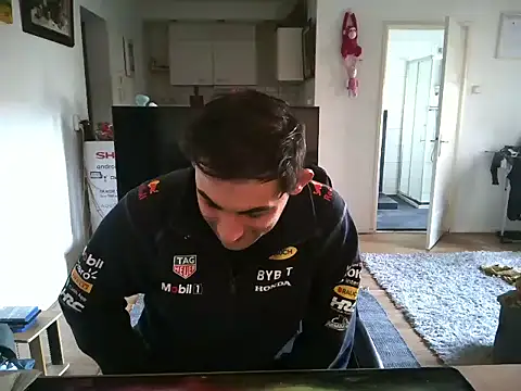 Snapshot of mihaimichael chatting on March 2025 12:12:01 PM mihaimichael online show from March 2025 12:12:01 PM