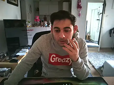 Snapshot of mihaimichael chatting on March 2025 12:22:02 PM mihaimichael online show from March 2025 12:22:02 PM