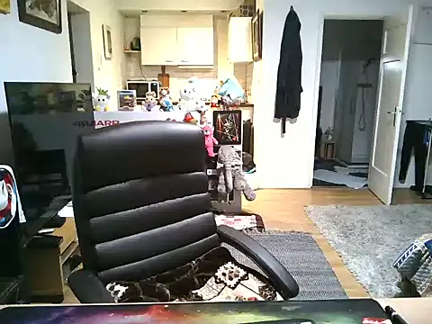 Snapshot of mihaimichael chatting on March 2025 10:39:02 PM mihaimichael online show from March 2025 10:39:02 PM