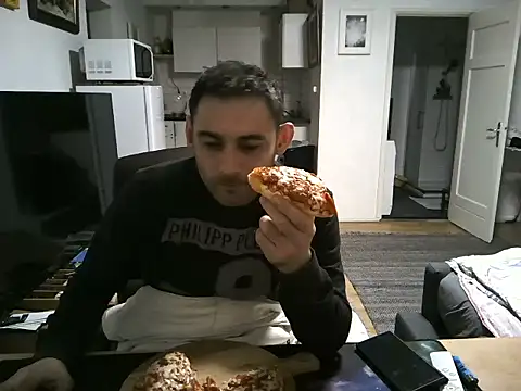 Snapshot of mihaimichael chatting on September 2025 12:35:01 AM mihaimichael online show from September 2025 12:35:01 AM