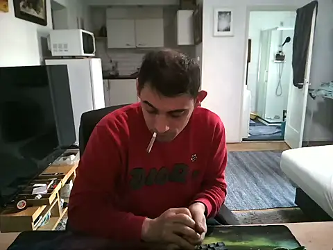 Snapshot of mihaimichael chatting on October 2025 03:40:01 PM mihaimichael online show from October 2025 03:40:01 PM