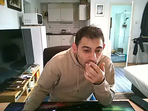 Snapshot of mihaimichael chatting on October 2025 12:36:02 PM mihaimichael online show from October 2025 12:36:02 PM