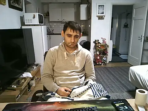 Snapshot of mihaimichael chatting on October 2025 05:51:02 AM mihaimichael online show from October 2025 05:51:02 AM