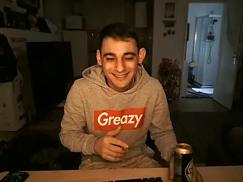 Snapshot of mihaimichael chatting on November 2025 08:24:01 AM mihaimichael online show from November 2025 08:24:01 AM