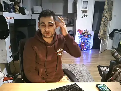 Snapshot of mihaimichael chatting on November 2025 02:22:02 AM mihaimichael online show from November 2025 02:22:02 AM