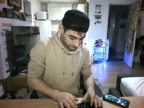 Snapshot of mihaimichael chatting on November 2025 02:24:01 AM mihaimichael online show from November 2025 02:24:01 AM