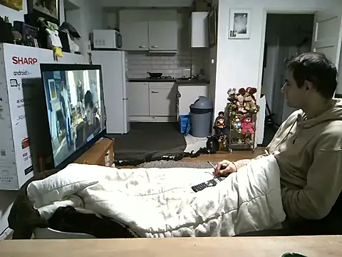 Snapshot of mihaimichael chatting on January 2026 02:28:01 AM mihaimichael online show from January 2026 02:28:01 AM