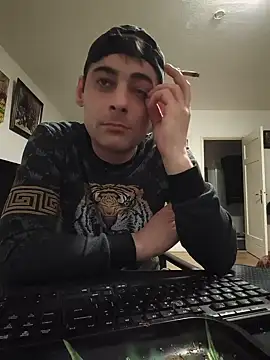 Snapshot of mihaimichael chatting on June 2026 12:57:02 AM mihaimichael online show from June 2026 12:57:02 AM