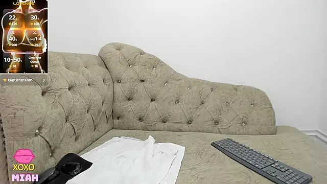 Miah BigBoobs online show from November 2025 08:55:01 PM