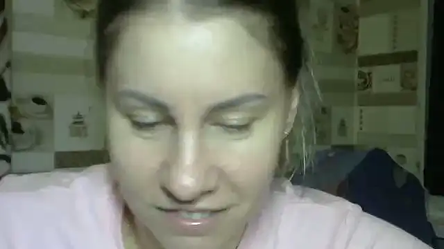 Snapshot of TherestlessKitty chatting on October 2025 10:18:02 PM TherestlessKitty online show from October 2025 10:18:02 PM