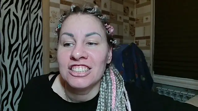 TherestlessKitty online show from May 2026 10:18:02 PM
