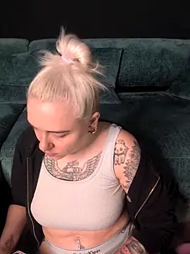 nora the strange online show from May 2026 08:09:01 AM